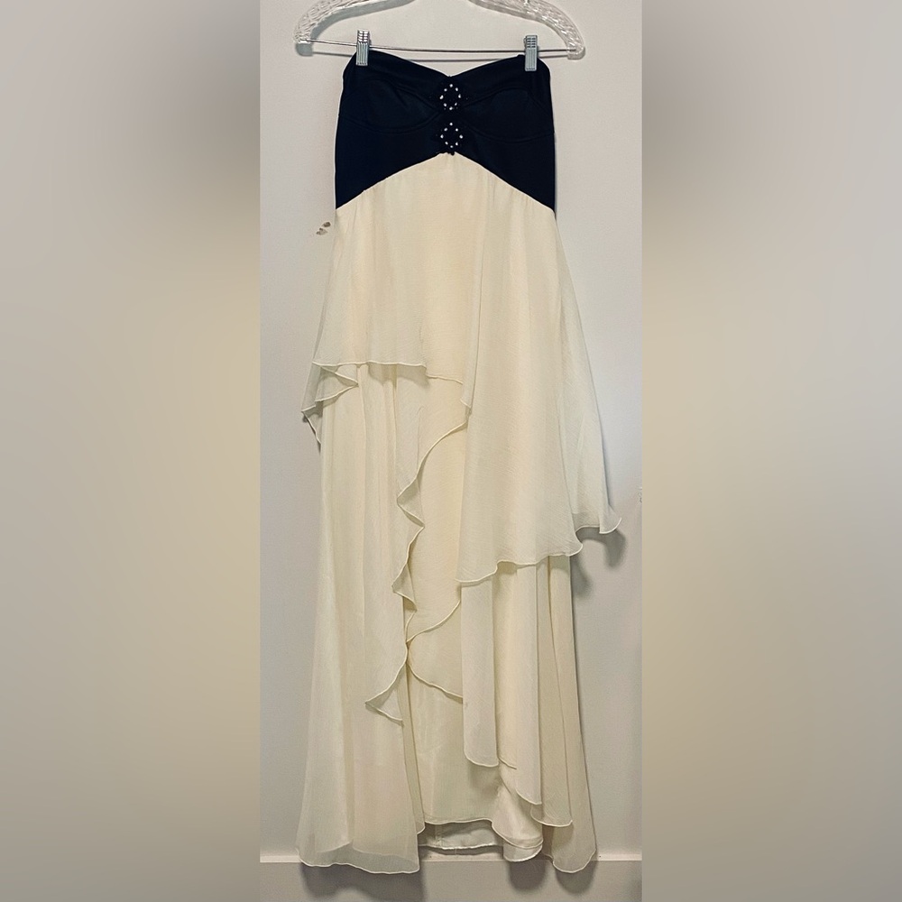 Jessica Mcclintock Women's Two Toned Empire Waist Formal Dress Size 9
